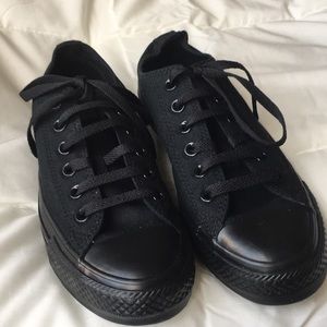 NWOT black Converse All Stars